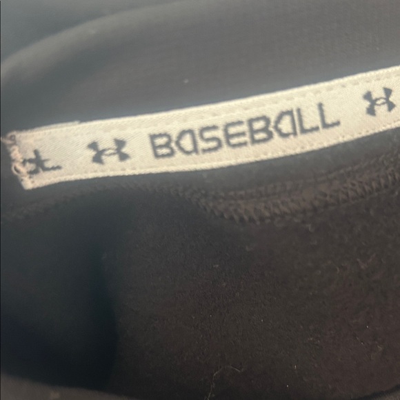 UNDER ARMOUR BASEBALL⚾️Black HOODIE Silver & White Logo Size Large - Picture 10 of 10
